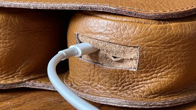 capra leather case review charging
